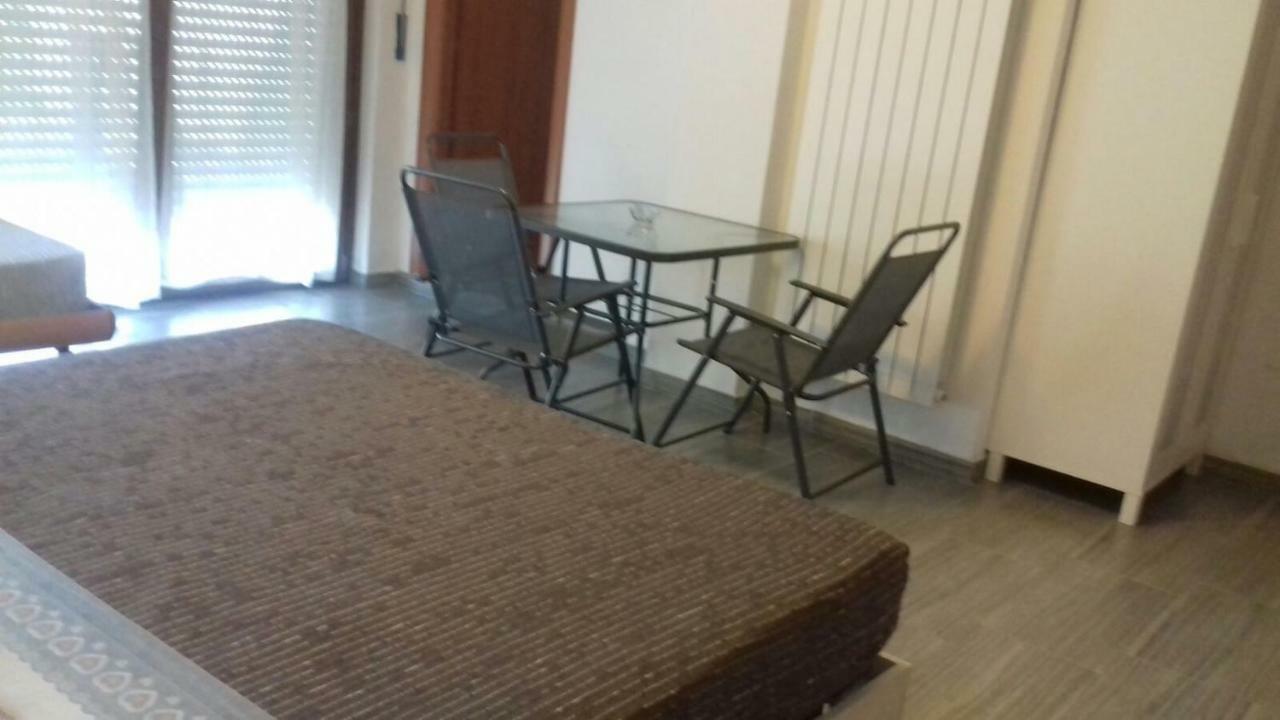 Le Villette Pescara Habitación foto